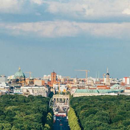 teaser-image-startseite-regionalstrom-berlin-skyline-fernsehturm-tiergarten